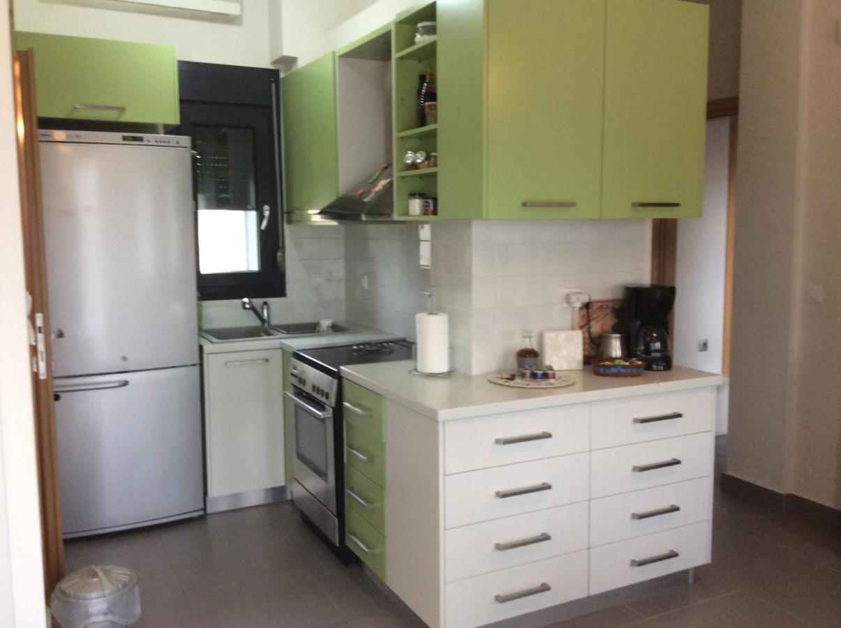 Green Guesthouse โคโมทินี ภายนอก รูปภาพ